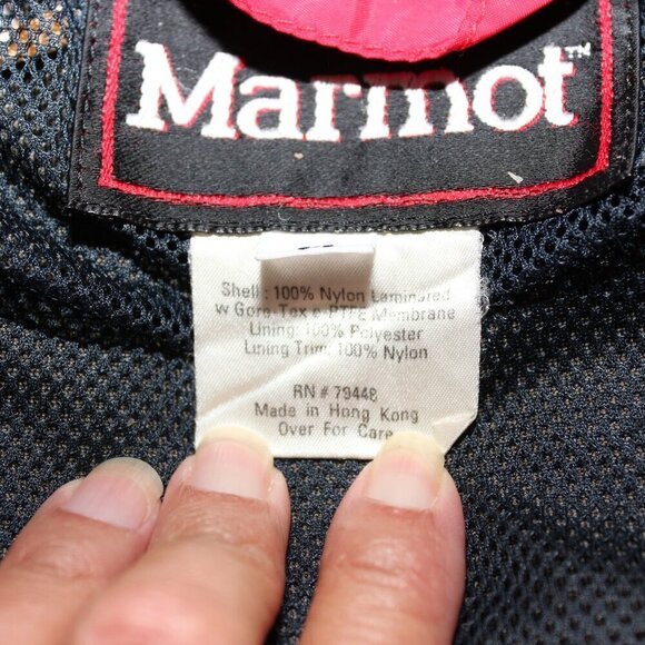 Marmot Womens GoreTex Jacket Raincoat Size Medium Red Black Outdoor Fall Winter - Picture 4 of 9
